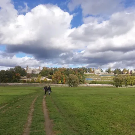 Stilvolle In Elbnaehe Mit Balkon, Parkplatz