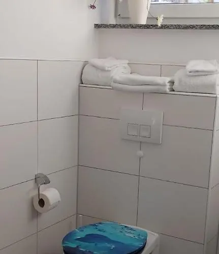 Apartman Stilvolle In Elbnaehe Mit Balkon, Parkplatz